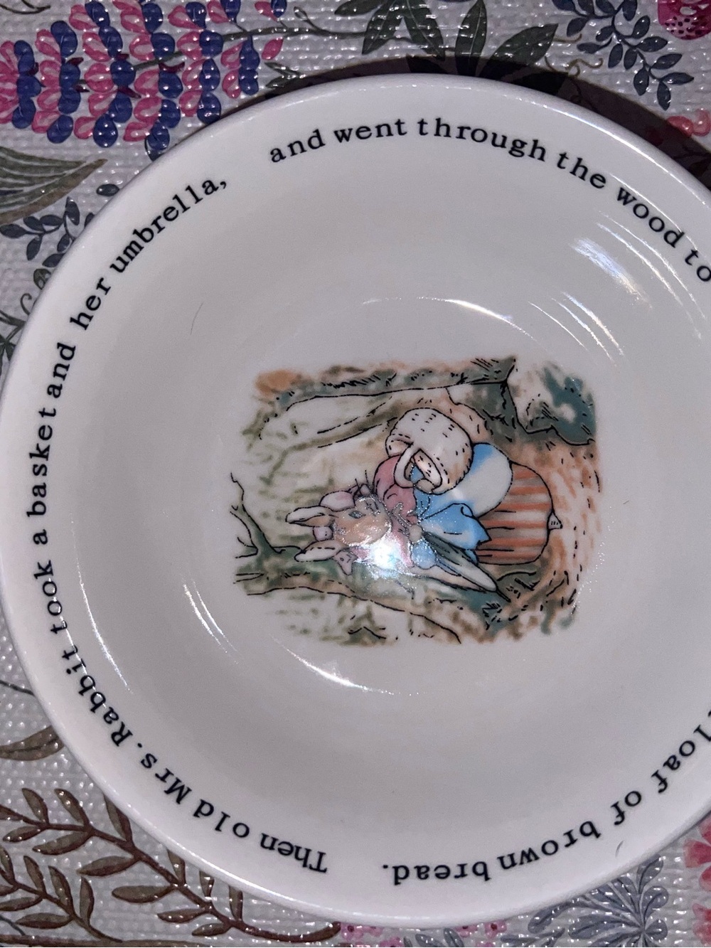 Vintage 1991 Wedgwood Beatrix Potter "Peter Rabbit" Porcelain Bowl